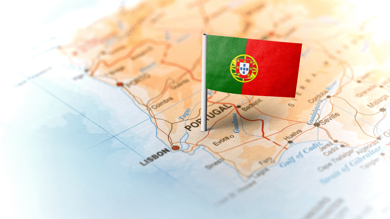 Moving to Portugal from USA: what Americans need to know